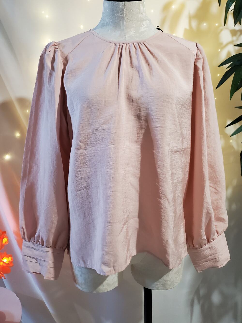 Express NWT Modal Balloon Puff Sleeve Pink Blouse Womens Size S Keyhole Neck